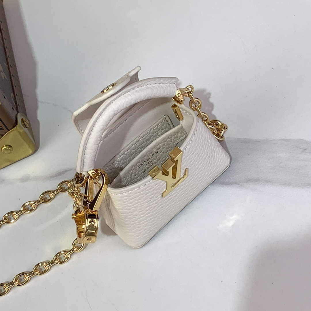 LV M02132 Louis Vuitton Capucines Micro Bag White Lv M02132 Louis Vuitton Capucines Micro Bag White