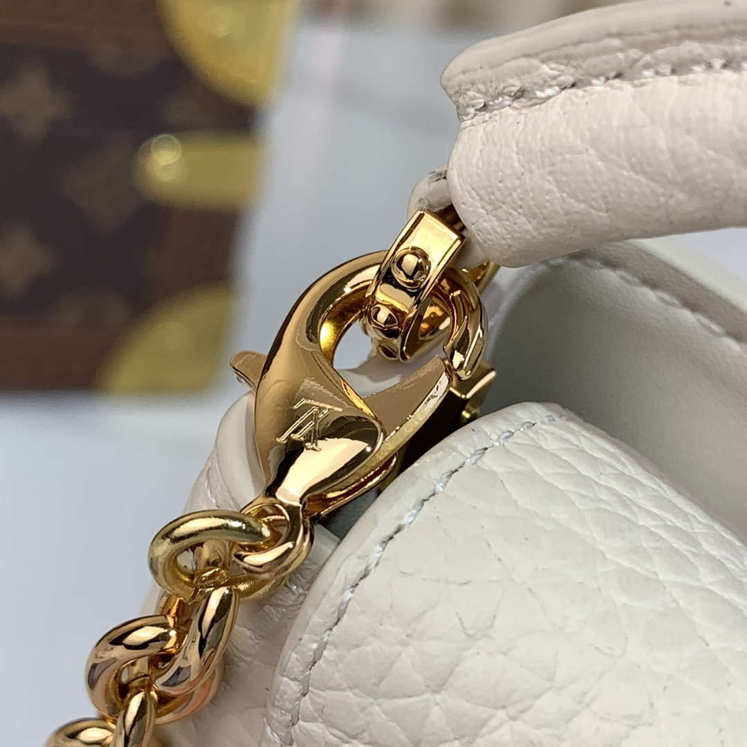 LV M02132 Louis Vuitton Capucines Micro Bag White Lv M02132 Louis Vuitton Capucines Micro Bag White