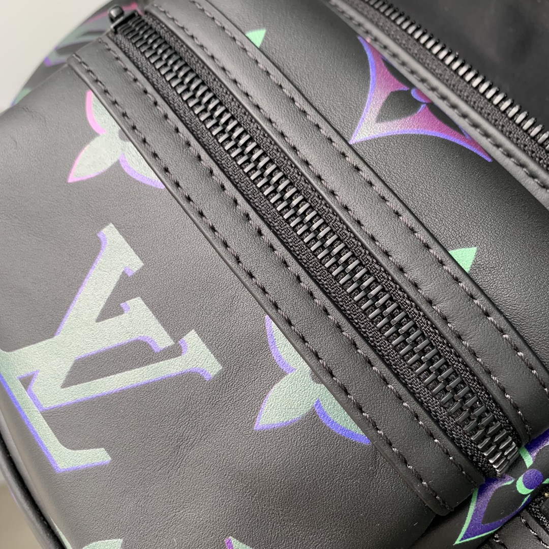 LV M22494 Louis Vuitton Comet Bumbag Black Borealis Lv M22494 Louis Vuitton Comet Bumbag Black Borealis