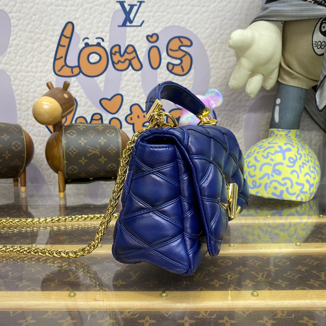 LV M23682 Louis Vuitton GO-14 MM Bag Bleu Marine Lv M23682 Louis Vuitton Go 14 Mm Bag Bleu Marine