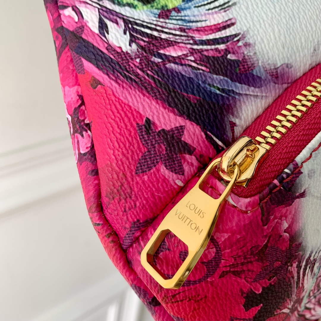 LV M24987 Louis Vuitton Rush Bumbag Pink Lv M24987 Louis Vuitton Rush Bumbag Pink