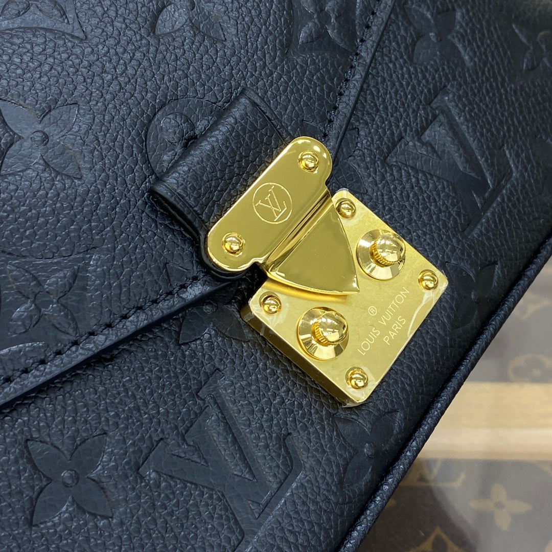 LV M46595 Louis Vuitton Pochette Métis East West bag Monogram Empreinte Leather Black Lv M46595 Louis Vuitton Pochette Métis East West Bag Monogram Empreinte Leather Black