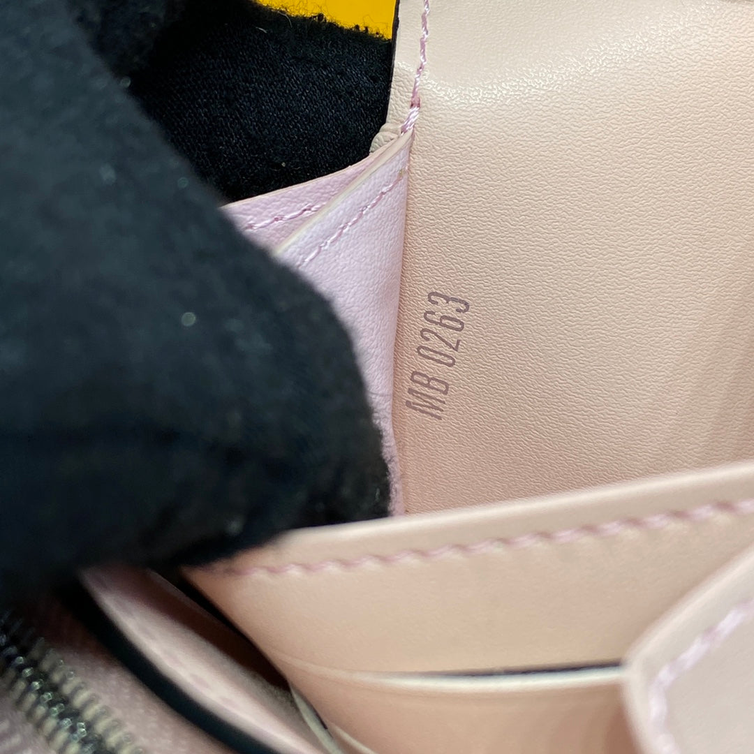 LV M62540 Louis Vuitton Iris Compact Wallet Magnolia Pink Lv M62540 Louis Vuitton Iris Compact Wallet Magnolia Pink