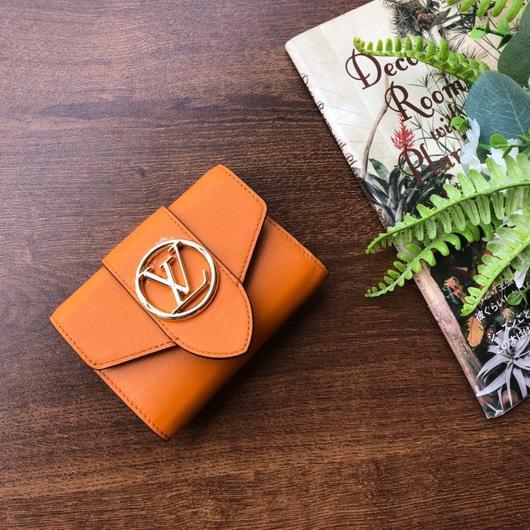 LV M69175 Louis Vuitton LV Pont 9 Compact Wallet Cowhide Leather Orange