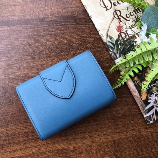 LV M69175 Louis Vuitton LV Pont 9 Compact Wallet Epi Leather Blue