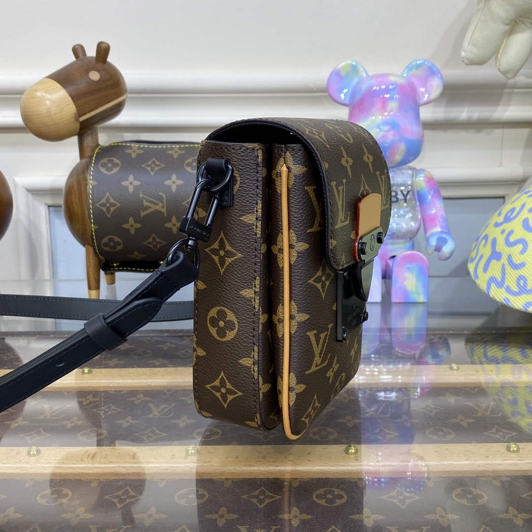 LV M82535 Louis Vuitton S-Lock Vertical Wearable Wallet Radiant Sun