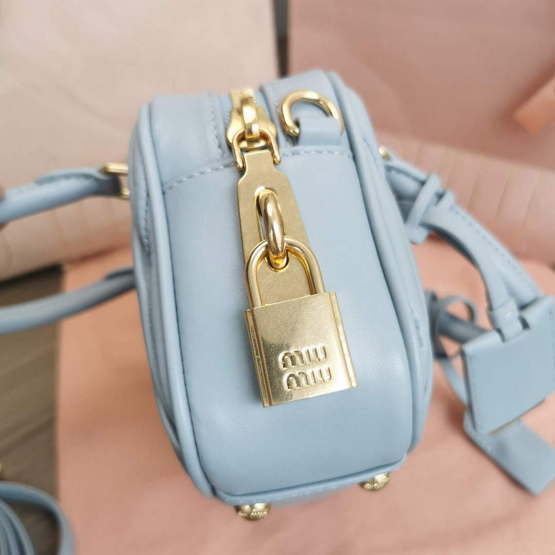 MiuMiu 5BB123 Matelassé nappa leather handbag Cornflower Blue