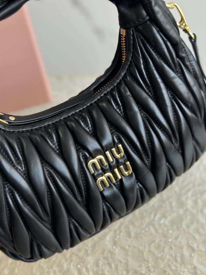 MiuMiu 5BC125 Small Matelassé nappa leather handbag Black