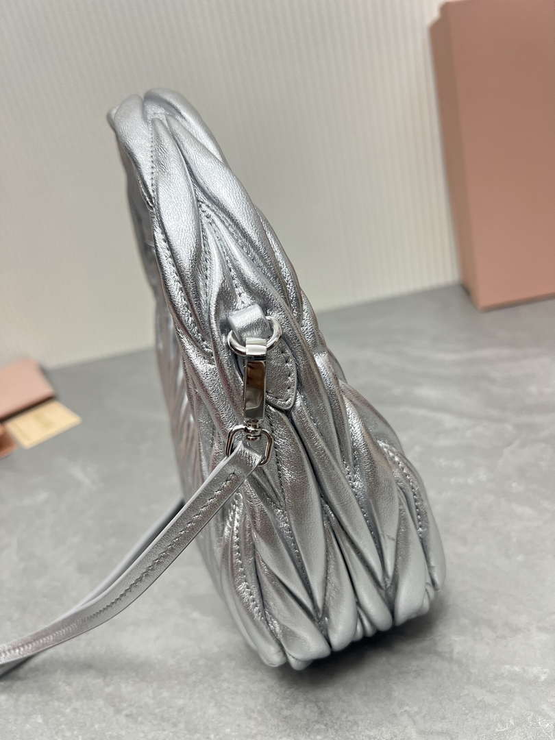 MiuMiu 5BC125 Small Matelassé nappa leather handbag Silver