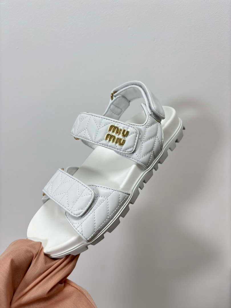 MiuMiu 5X135E Women’s Sporty matelassé nappa leather sandals Miu8002