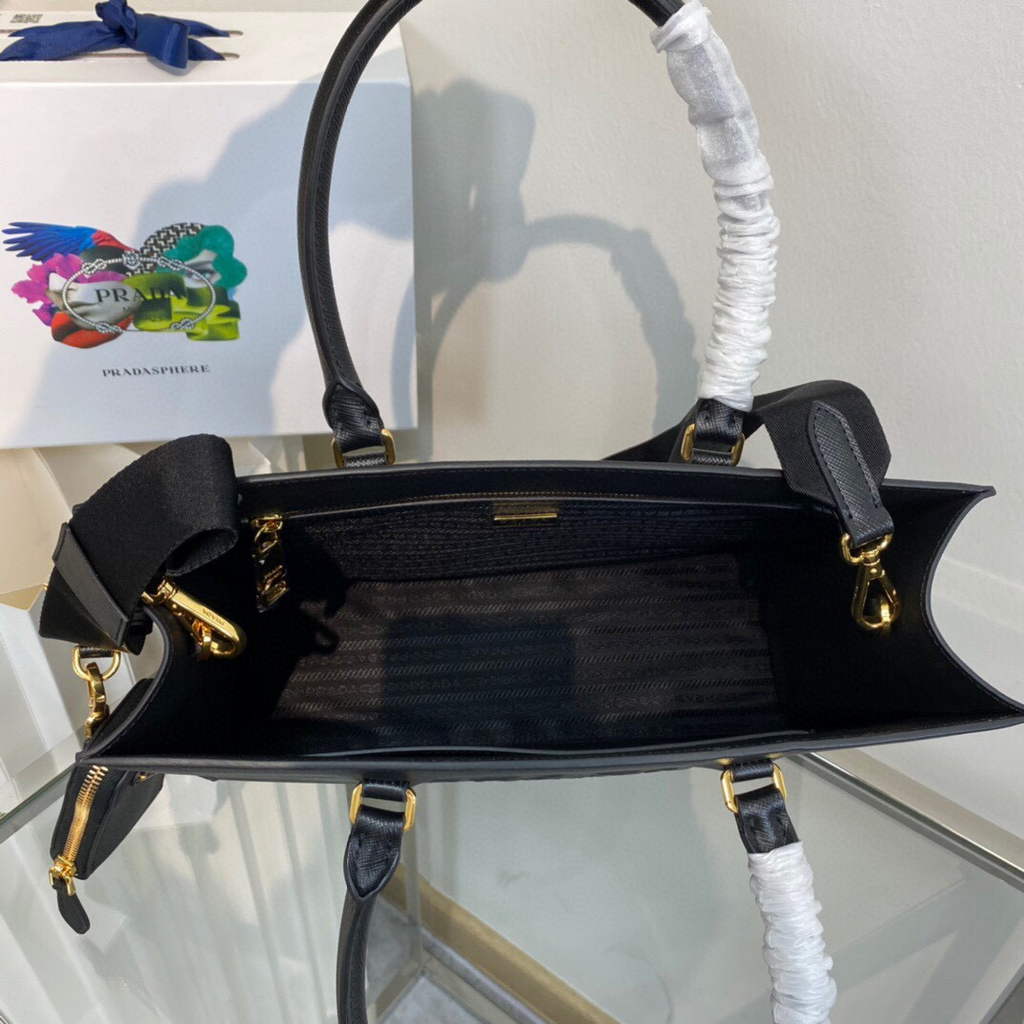 Prada 1BA335 Large Saffiano leather handbag Black