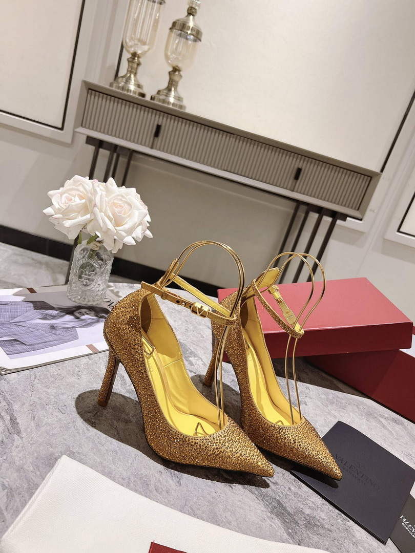 Valentino Women’s Full Diamond Shoes 100mm V75468