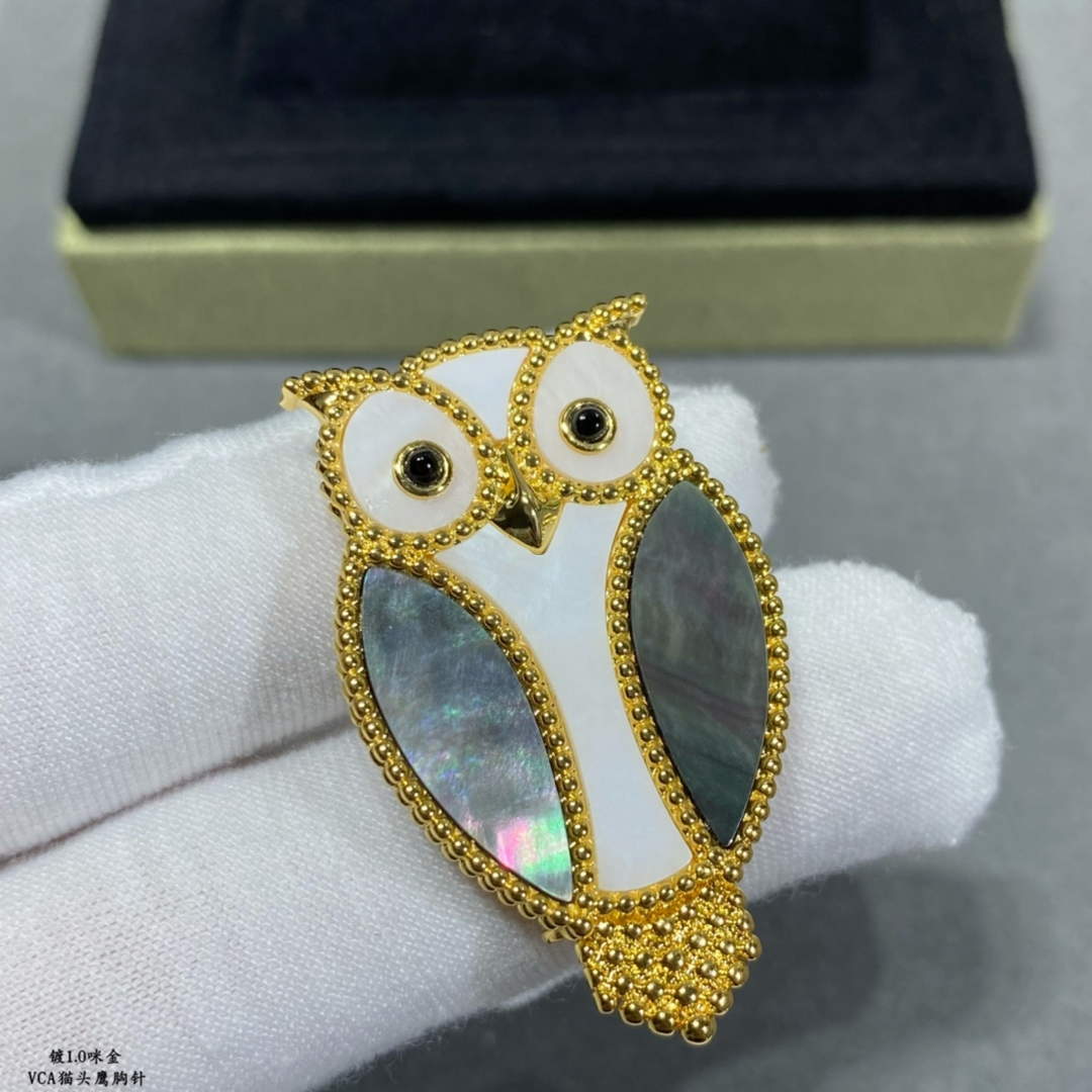 Van Cleef & Arpels Lucky Animals Owl Brooch VCARP2AV00 yellow gold Van Cleef & Arpels Lucky Animals Owl Brooch Vcarp2Av00 Yellow Gold