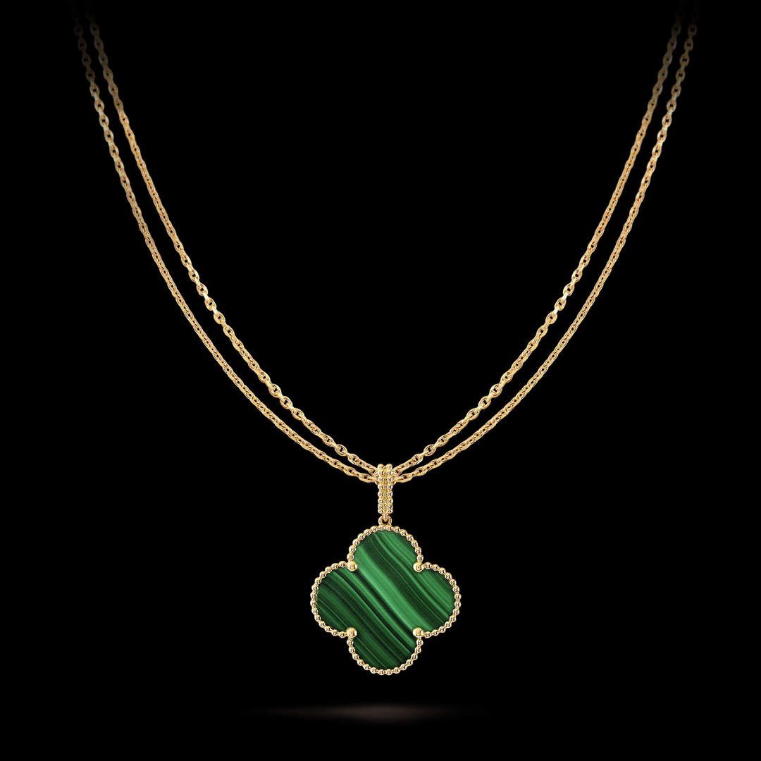 Van Cleef & Arpels Magic Alhambra long necklace 1 motif VCARO3MG00 yellow gold Van Cleef & Arpels Magic Alhambra Long Necklace 1 Motif Vcaro3Mg00 Yellow Gold