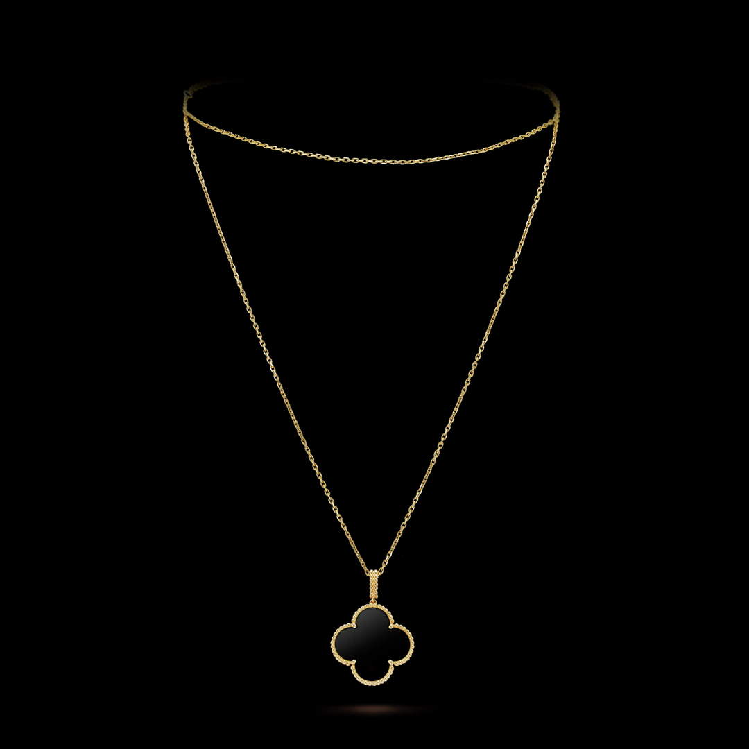 Van Cleef & Arpels Magic Alhambra long necklace 1 motif VCARO49M00 yellow gold Van Cleef & Arpels Magic Alhambra Long Necklace 1 Motif Vcaro49M00 Yellow Gold