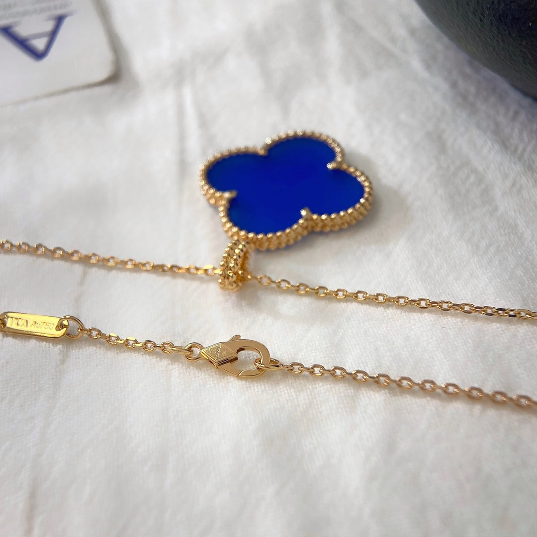 Van Cleef & Arpels Magic Alhambra long necklace 1 motif VCARP6LA00 yellow gold Van Cleef & Arpels Magic Alhambra Long Necklace 1 Motif Vcarp6La00 Yellow Gold