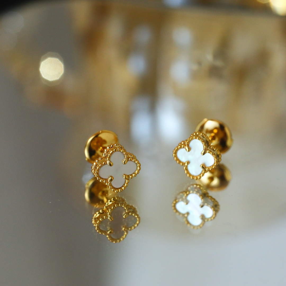 Van Cleef & Arpels Sweet Alhambra earrings VCARA44800 yellow gold