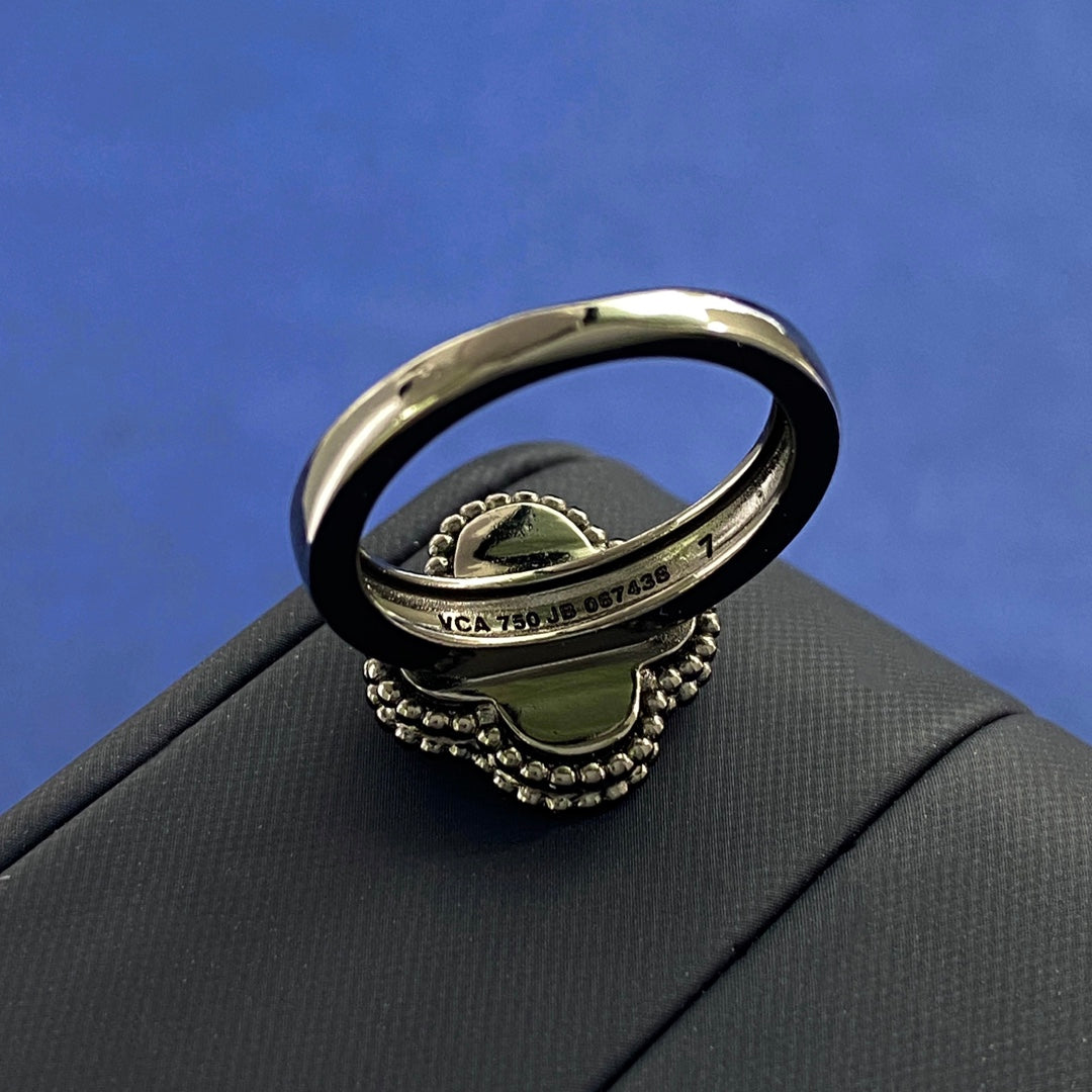 Van Cleef & Arpels Vintage Alhambra Ring Black VCA41807 Van Cleef & Arpels Vintage Alhambra Ring Black Vca41807