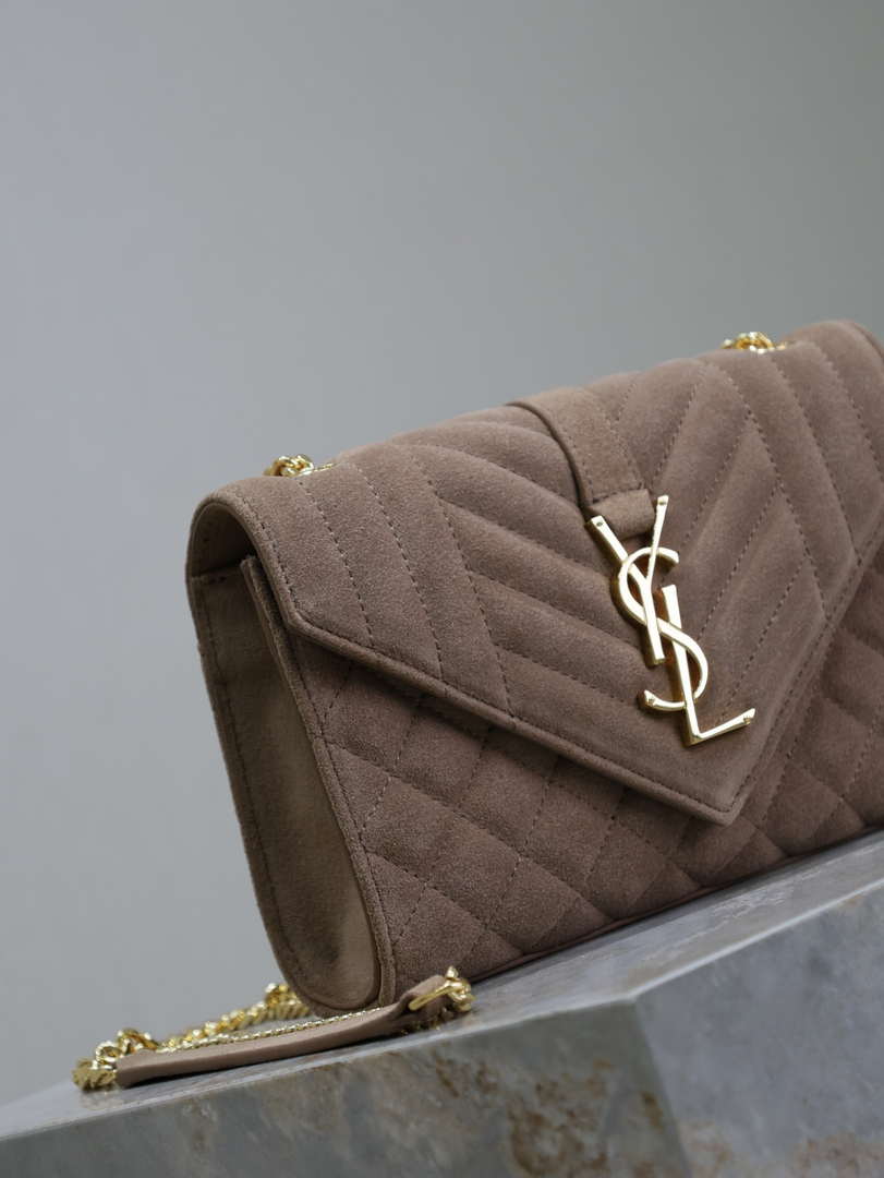 YSL 600195 Envelope Small In Quilted Pink Suede Leather