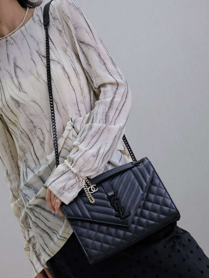 YSL 620280 Envelope Chain Wallet In Mix Matelassé Grain De Poudre Embossed Leather Black with Black Hardward