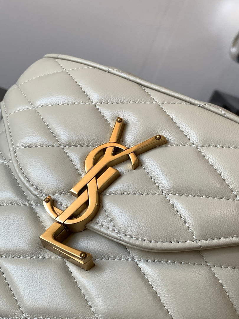 YSL 710080 June Box Bag In Quilted Patent Leather White